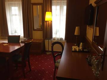 Фото номера Четырехместный номер Отель Hotel Diamond w Białym Dworku г. Румя 2